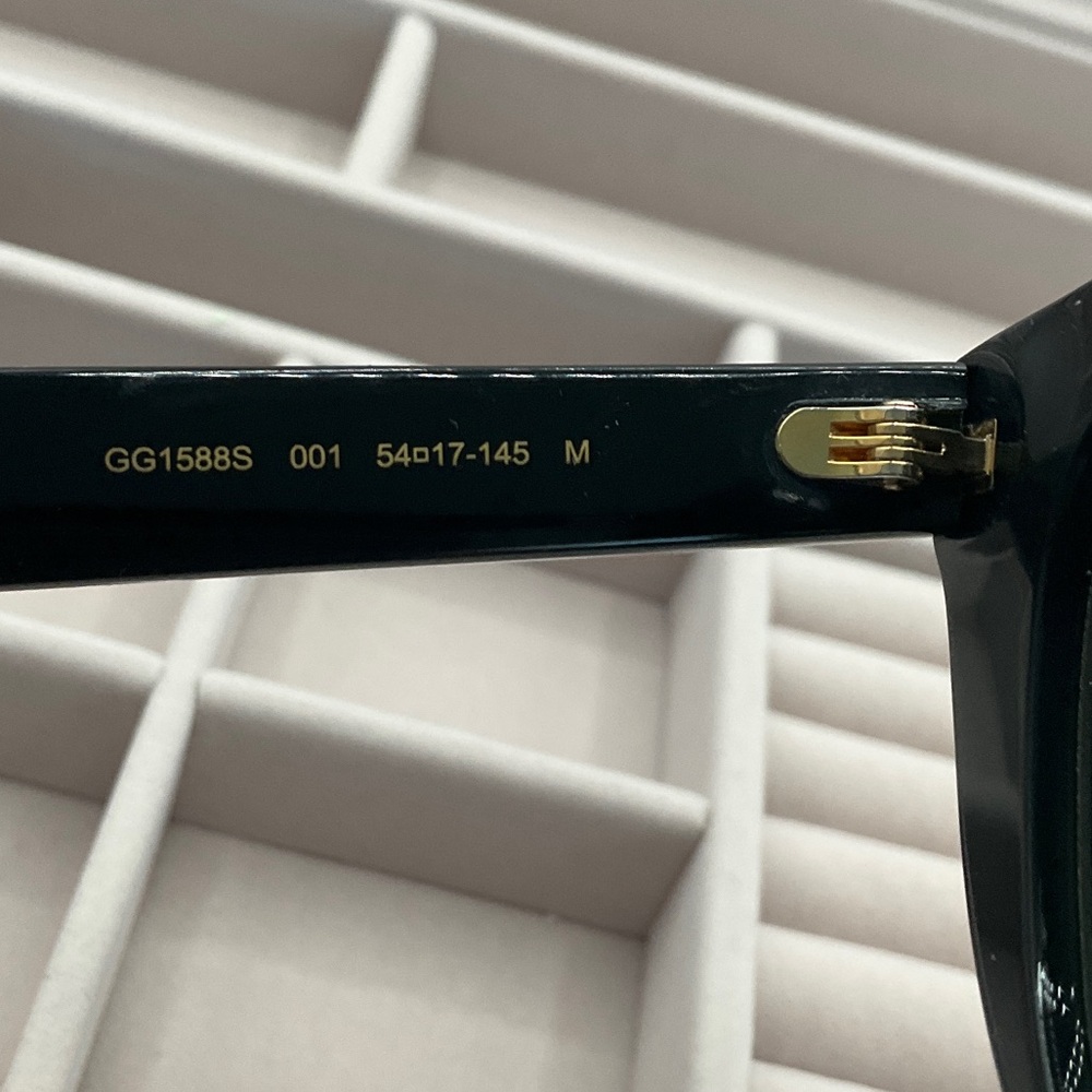 Gucci Dark Gray Sunglasses - Picture 5 of 8